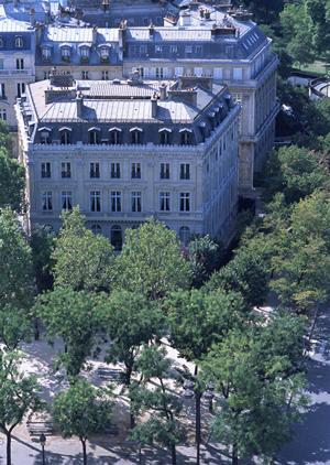 ミニログハウスに興味のある人にお勧めです